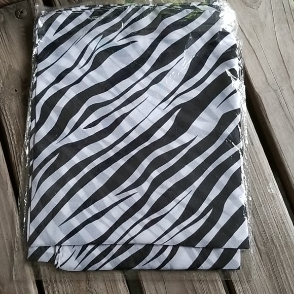 Zebra print scarf - add to bundle - Picture 4 of 5
